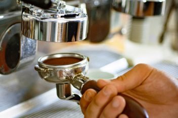 Is it bad to leave the coffee puck inside the espresso machine